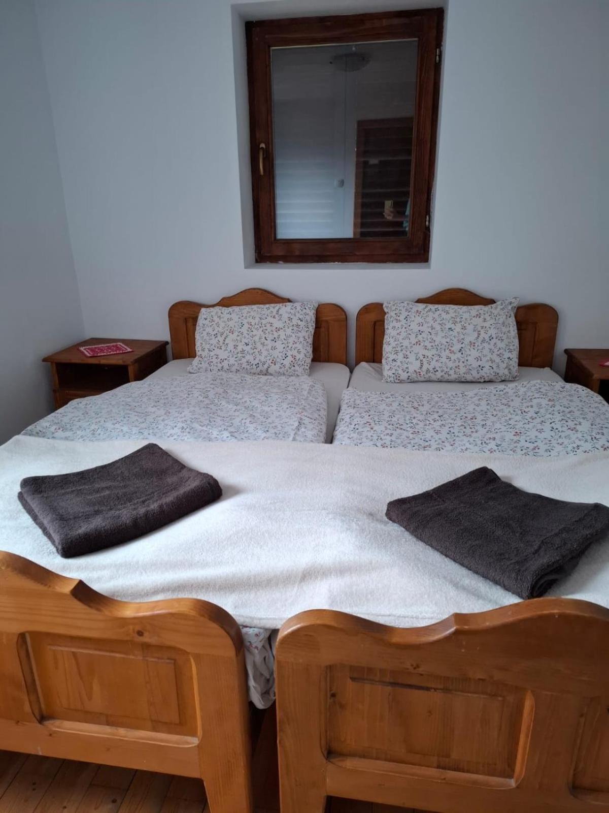 Veresko Villa Lacu Rosu Bagian luar foto